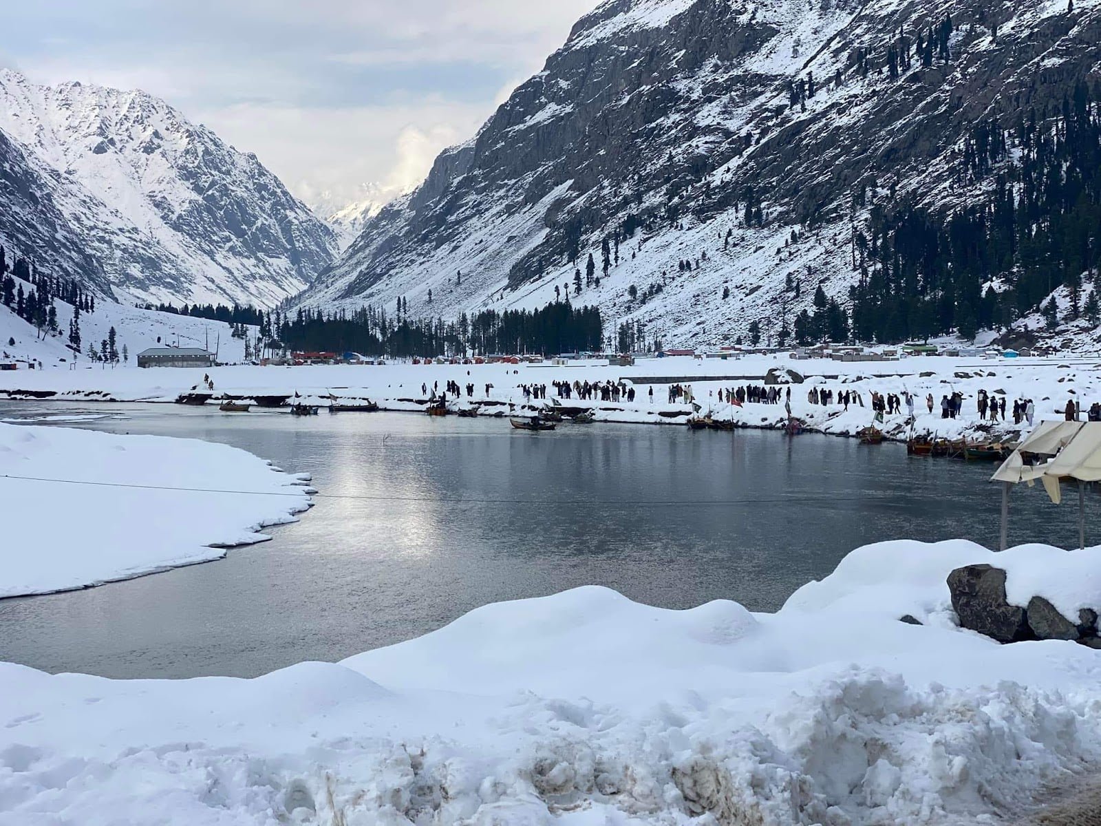 Mahodand Lake